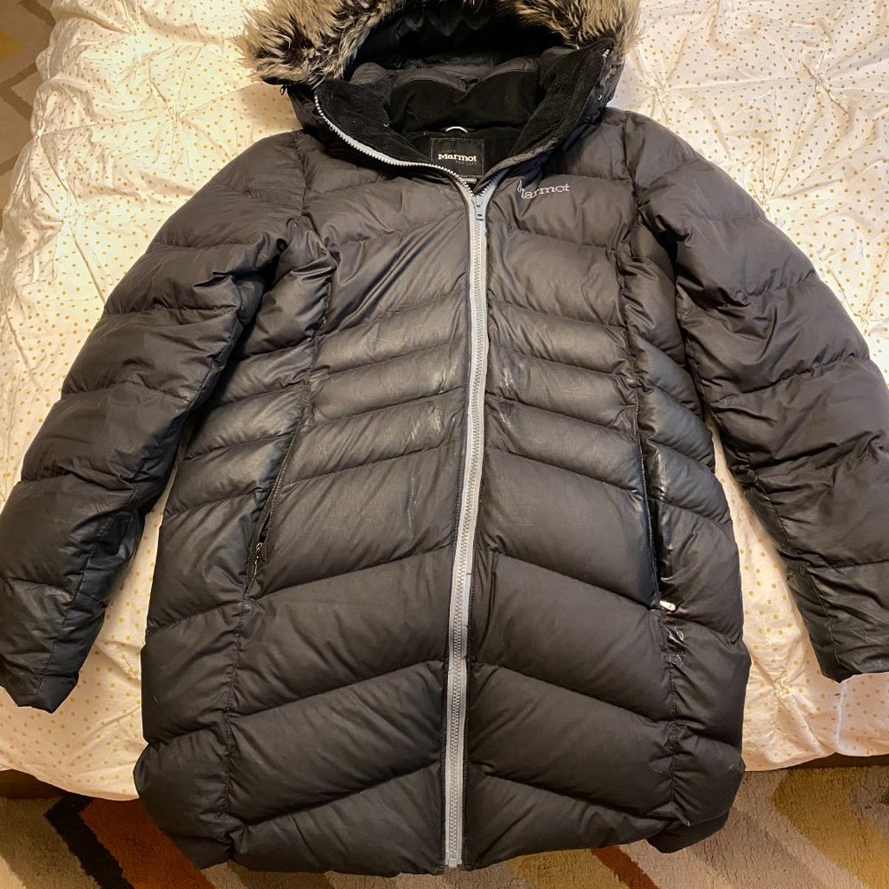Marmot Laura Down Coat - 700 Fill Power (For Women), Black, Size L